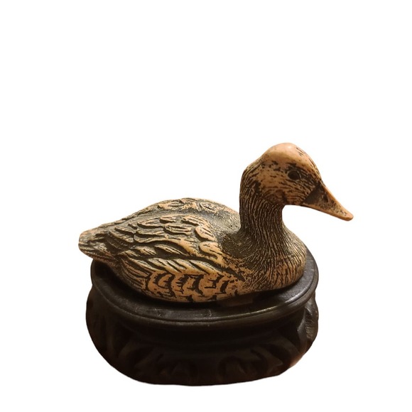 Canvasback 1989 English Leather Wilderness Series Duck With Base - Picture 1 of 6